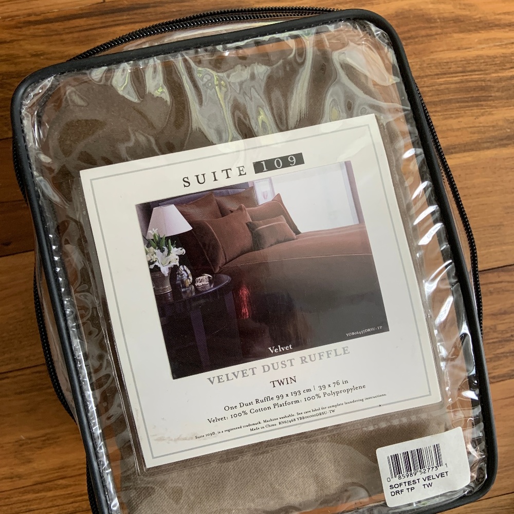 Suite 109 Twin Brown Velvet Bedskirt